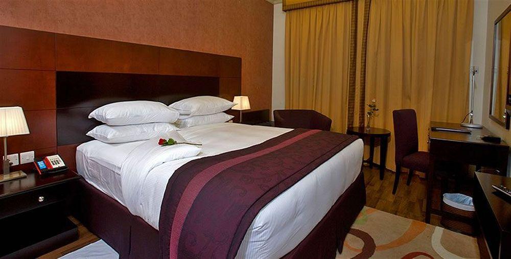 Al Khoory Al Barsha Апарт-готель 3*