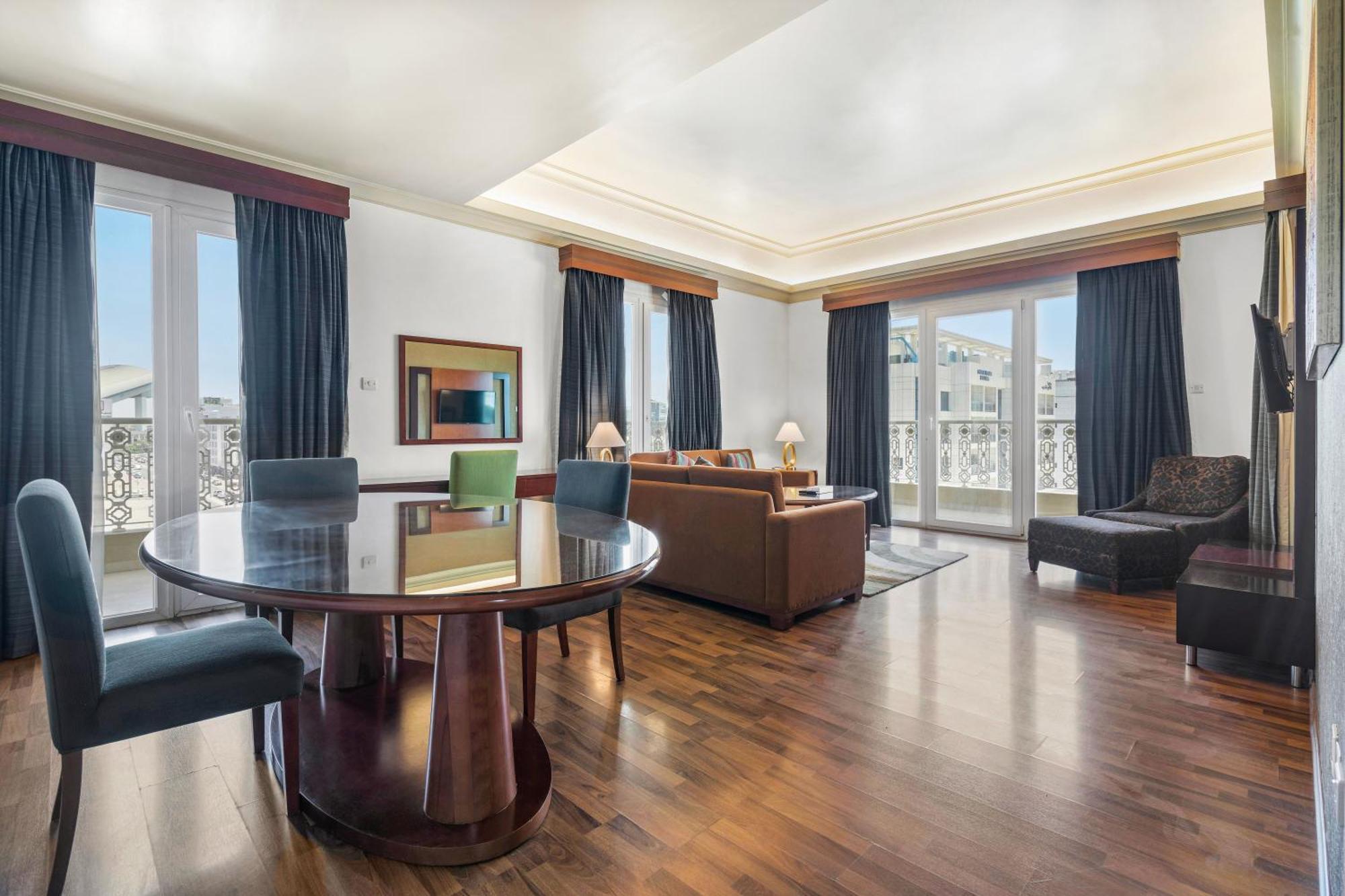 Al Khoory Al Barsha Апарт-готель