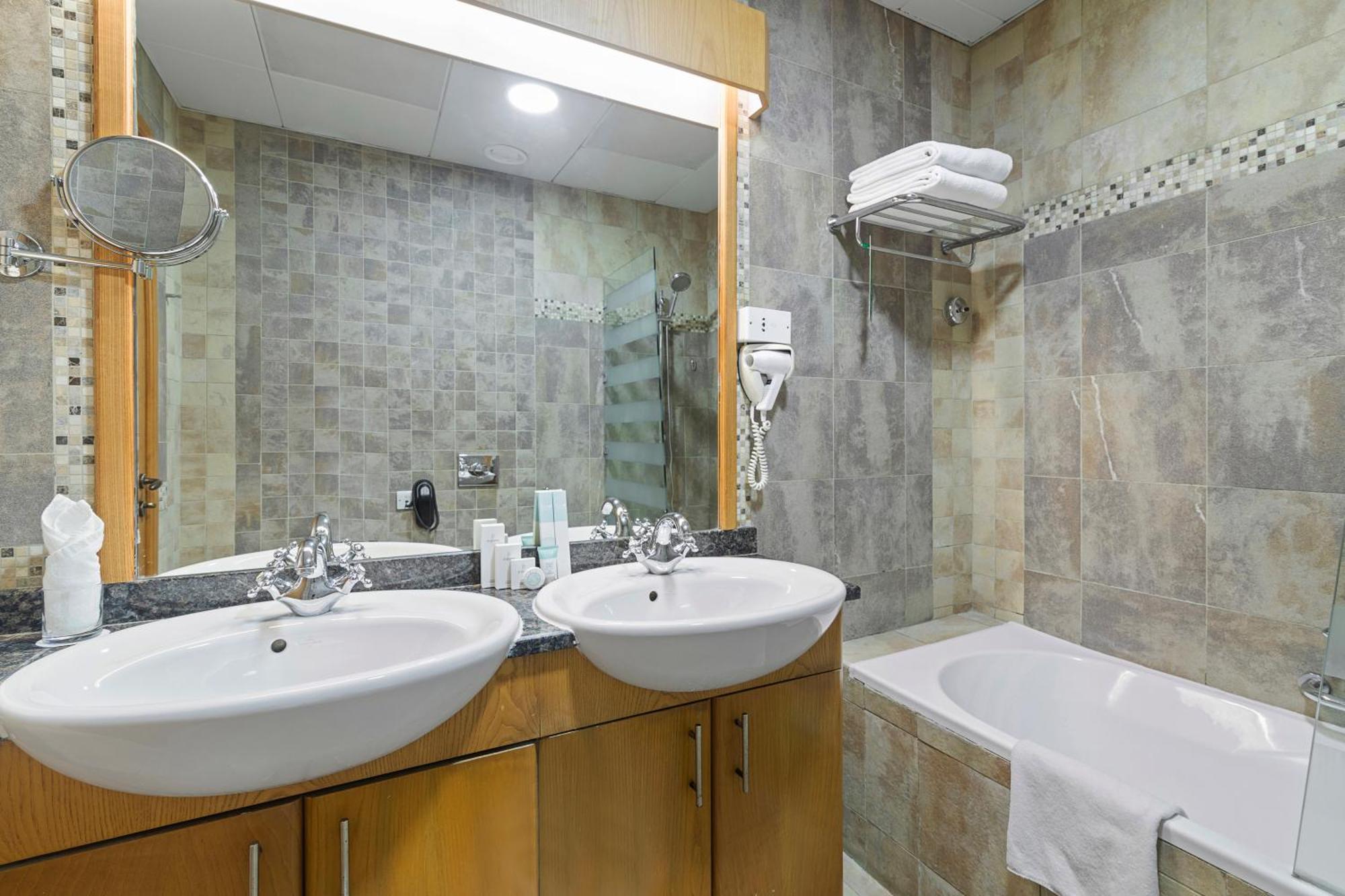 Al Khoory Al Barsha Апарт-готель 3*